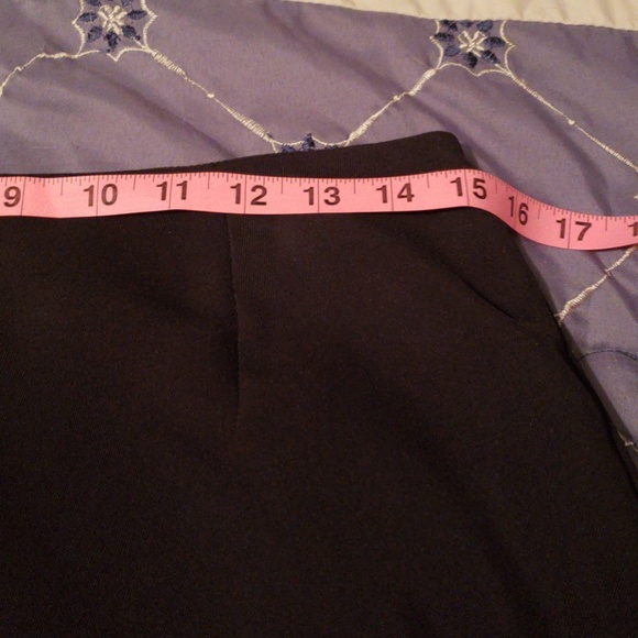 Liz Baker black skirt with slit in back. size 10 - Picture 6 of 7